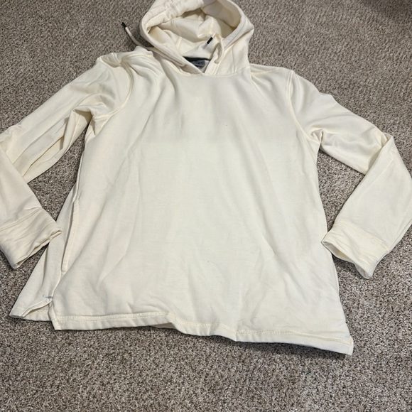 Light yellow hoodie - Picture 2 of 5